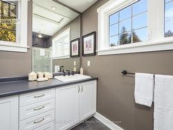 3Pc ensuite bathroom with in-floor heating - 