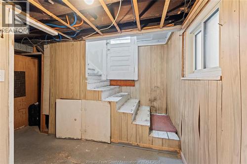 977 Gladstone, Windsor, ON - Indoor Photo Showing Basement