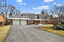 2145 ONEIDA CRESCENT  Mississauga, ON L5C 1V7