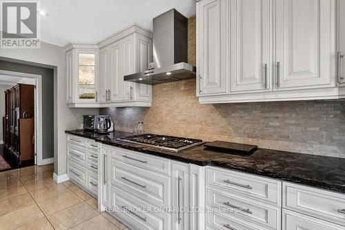 2145 Oneida Crescent, Mississauga, ON - Indoor Photo Showing Kitchen With Upgraded Kitchen