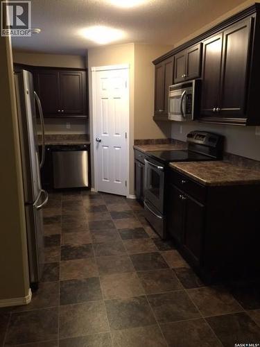 1610 5Th Avenue N, Regina, SK - Indoor Photo Showing Kitchen With Stainless Steel Kitchen