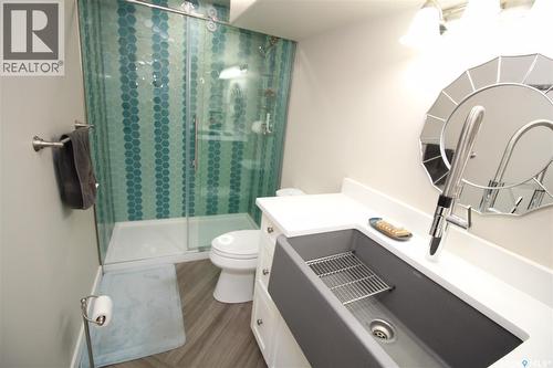 131 Pringle Crescent, Saskatoon, SK - Indoor Photo Showing Bathroom
