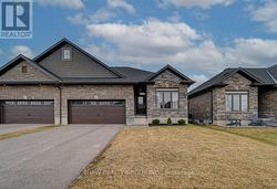 15 MATHESON CRESCENT East Zorra-Tavistock, ON N0J 1M0