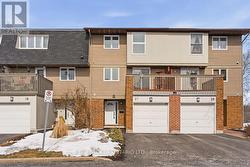27 - 3205 UPLANDS DRIVE Ottawa, ON K1V 9T3