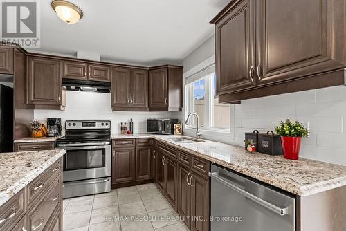 98 Brisote Lane, Ottawa, ON - Indoor Photo Showing Kitchen With Stainless Steel Kitchen With Upgraded Kitchen