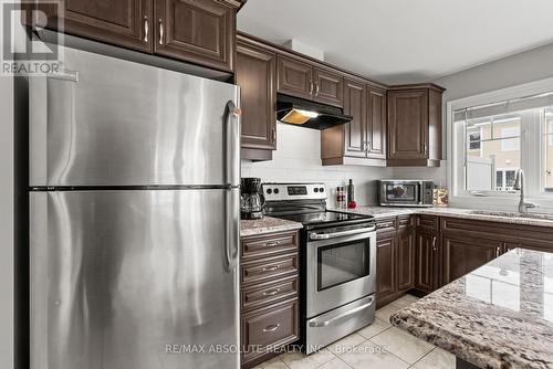 98 Brisote Lane, Ottawa, ON - Indoor Photo Showing Kitchen With Stainless Steel Kitchen