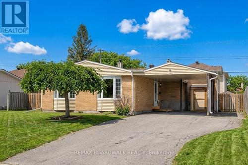 373 HATFIELD CRESCENT  Ottawa, ON K1E 1M6