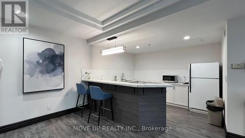 225 - 3 Ellesmere Street, Richmond Hill, ON - Indoor Photo Showing Other Room