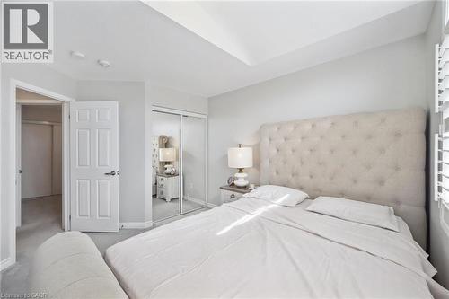 Carpeted bedroom featuring a closet and baseboards - 38 Park Glen Street, Kitchener, ON - Indoor Photo Showing Bedroom