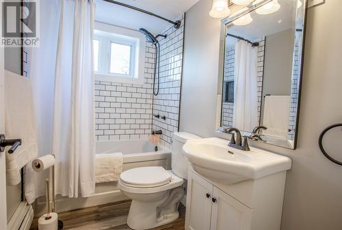 131 Canada Drive, St. John'S, NL - Indoor Photo Showing Bathroom