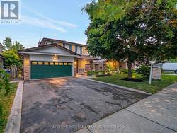 2215 SPRINGFIELD COURT  Mississauga (Sheridan), ON L5K 1V3