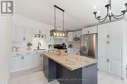 26 WELLINGTON STREET Port Hope, ON L1A 2M3