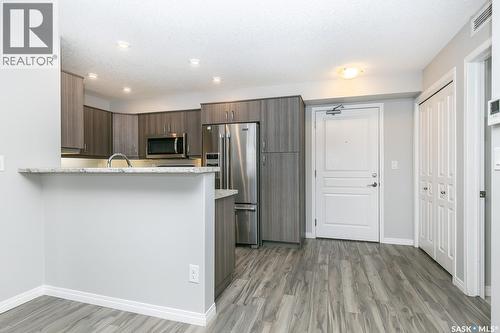 4307 108 Willis Crescent, Saskatoon, SK - Indoor Photo Showing Kitchen