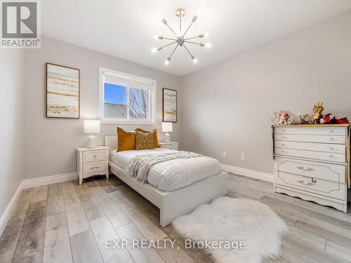 1260 Old Zeller Drive, Kitchener, ON - Indoor Photo Showing Bedroom