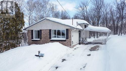 148 Ridgemount Avenue  Sudbury, ON P3B 3W4