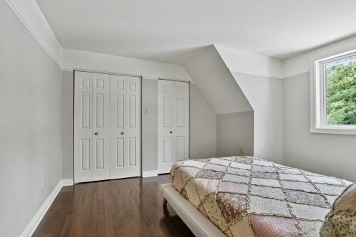 Bedroom - 43 Rue De Charny, Lorraine, QC - Indoor Photo Showing Bedroom