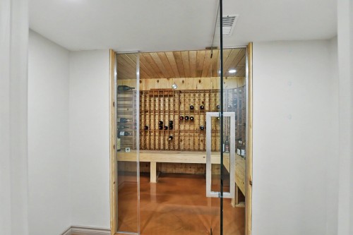 Wine Cellar - 43 Rue De Charny, Lorraine, QC - Indoor Photo Showing Other Room