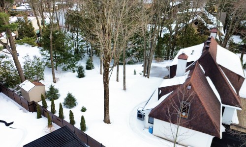 Courtyard - 43 Rue De Charny, Lorraine, QC - Outdoor