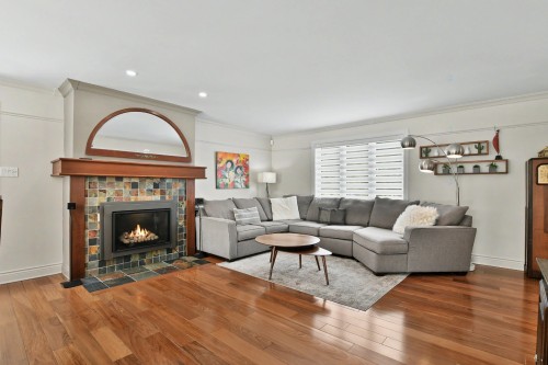 Living Room - 43 Rue De Charny, Lorraine, QC - Indoor Photo Showing Living Room With Fireplace