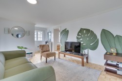 Salon - 