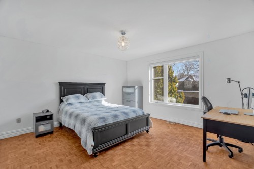 Chambre à coucher - 260 Alice-Carrière Street, Beaconsfield, QC - Indoor Photo Showing Bedroom