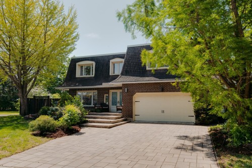 30 Rue Mulberry  Dollard-Des-Ormeaux, QC H9A 1Y5