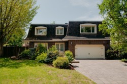 30 Rue Mulberry Dollard-Des-Ormeaux, QC H9A 1Y5