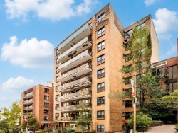 23-3510 Rue de la Montagne Montréal (Ville-Marie), QC H3G 2A6