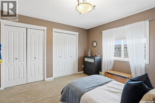 17 622 Lamarsh Road, Saskatoon, SK - Indoor Photo Showing Bedroom