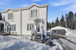 2171 Rue des Rosiers  Saguenay (Jonquière), QC G7S 5M3