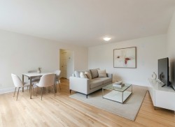 52-3510 Rue de la Montagne Montréal (Ville-Marie), QC H3G 2A6