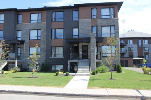 Front of Structure - 3888 Rue Bernard-Hubert, Longueuil (Saint-Hubert), QC - Outdoor With Facade