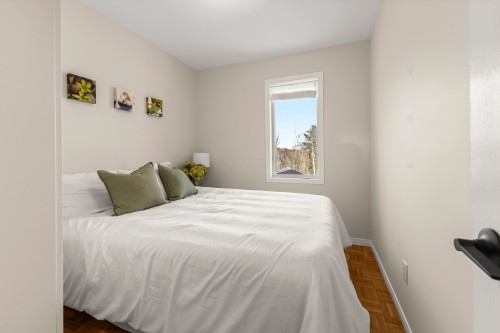 Bedroom - 306 Rue Ganivet, Rigaud, QC - Indoor Photo Showing Bedroom