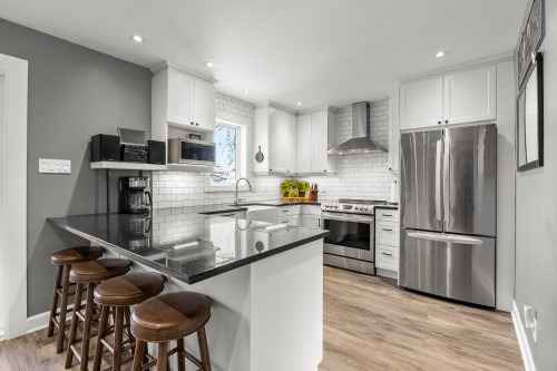 Kitchen - 306 Rue Ganivet, Rigaud, QC - Indoor Photo Showing Kitchen With Upgraded Kitchen