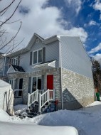 6571 Rue du Gigondas  Québec (La Haute-Saint-Charles), QC G3E 1T5