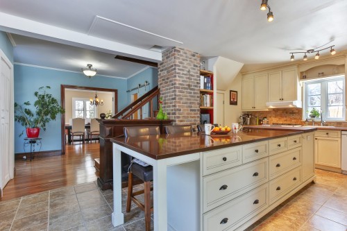 Cuisine - 203 Route 221 S., Lacolle, QC - Indoor Photo Showing Kitchen