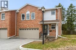 230 MEADOWBROOK Drive Unit# 1  Ancaster, ON L9G 4V2