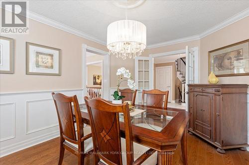 263 Mcclellan Way, Aurora, ON - Indoor Photo Showing Dining Room