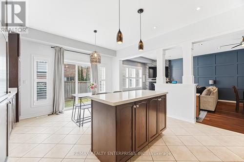 3356 Hiscott Avenue, Burlington, ON - Indoor Photo Showing Kitchen