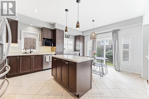 3356 Hiscott Avenue, Burlington, ON - Indoor Photo Showing Kitchen With Upgraded Kitchen