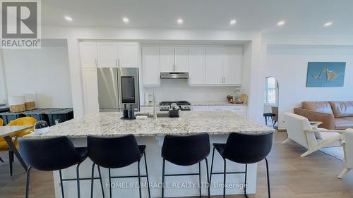9 Briar Court, Halton Hills, ON - Indoor Photo Showing Kitchen With Stainless Steel Kitchen With Upgraded Kitchen