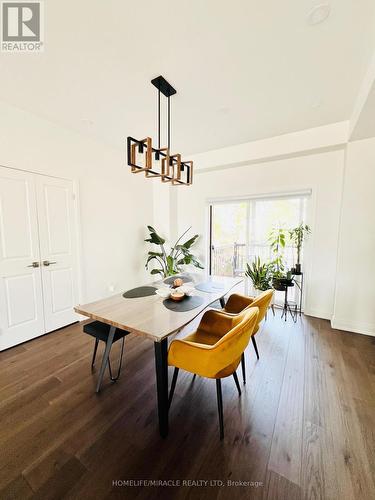 9 Briar Court, Halton Hills, ON - Indoor Photo Showing Dining Room