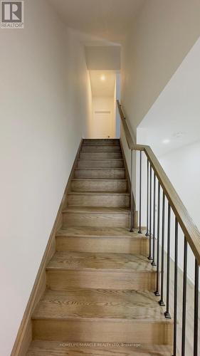 9 Briar Court, Halton Hills, ON - Indoor Photo Showing Other Room