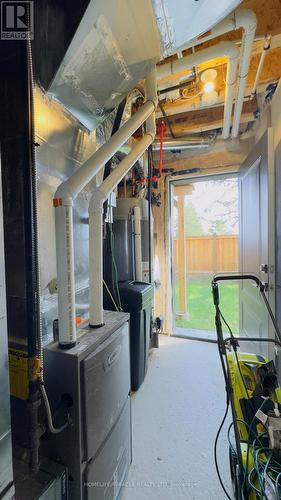 9 Briar Court, Halton Hills, ON - Indoor Photo Showing Basement