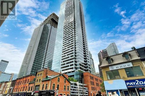 904 - 5 ST JOSEPH STREET  Toronto, ON M4Y 0B6