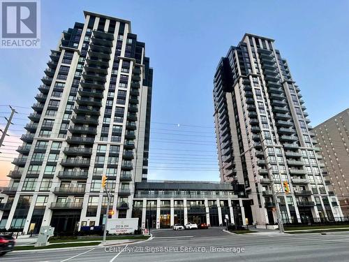 1906 - 202 BURNHAMTHORPE ROAD E  Mississauga, ON L5A 4L4