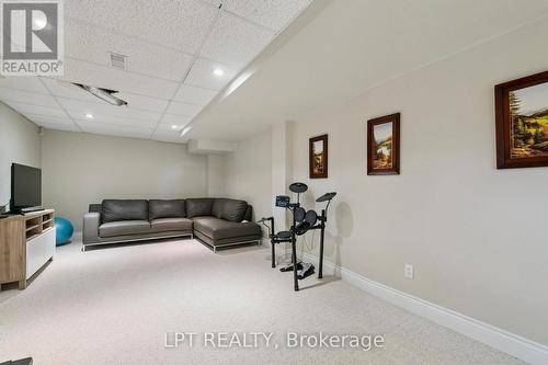 1823 The Chase, Mississauga, ON - Indoor