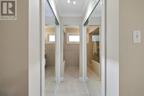 4 Marchmount Crescent, Brampton, ON - Indoor