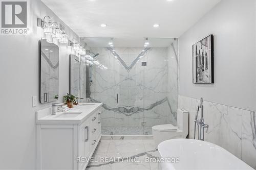 2255 Mohawk Trail, Milton, ON - Indoor Photo Showing Bathroom