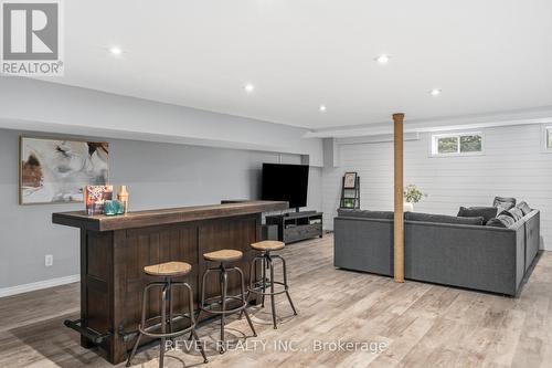 2255 Mohawk Trail, Milton, ON - Indoor